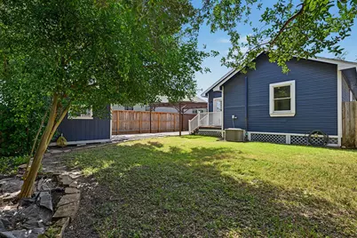 1721 Airline Drive, Houston, TX 77009 - Photo 32