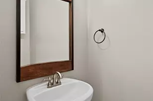 1721 Airline Dr, Houston, TX 77009 - Photo 20