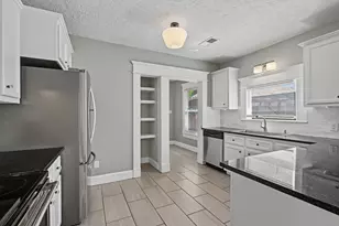 1721 Airline Dr, Houston, TX 77009 - Photo 12