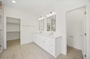 3022 Retta St, Houston, TX 77026 - Photo 14