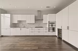 4521 San Felipe St, Houston, TX 77027 - Photo 32