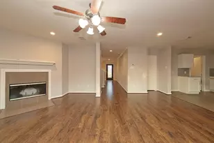 2002 Declaration Dr, Missouri City, TX 77459 - Photo 8