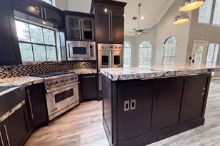 6127 Willowcrest Ct, Spring, TX 77389 - Photo 2