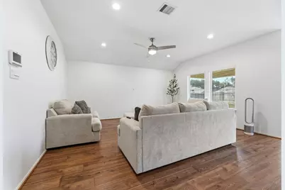 18403 Tenaha Mill Drive, New Caney, TX 77357 - Photo 12