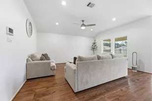 18403 Tenaha Mill Dr, New Caney, TX 77357 - Photo 12