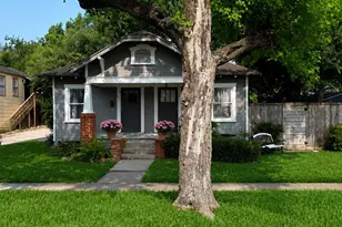 1321 Beverly St, Houston, TX 77008 - Photo 2