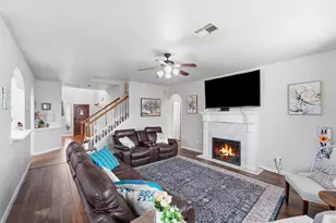 9906 Jewel Ln, Rosharon, TX 77583 - Photo 4