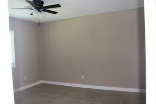 4920 Deerwood Cir, Baytown, TX 77521 - Photo 8