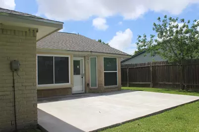 4920 Deerwood Circle, Baytown, TX 77521 - Photo 14