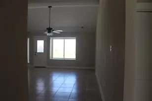 4920 Deerwood Cir, Baytown, TX 77521 - Photo 4