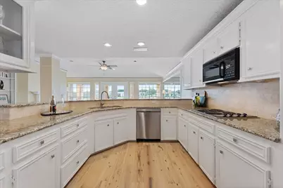 225 Capetown, Conroe, TX 77356 - Photo 4