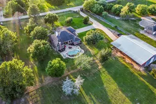 4511 Pool Hill Rd, Brookshire, TX 77423 - Photo 2
