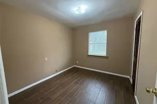 11216 Rusty St, Houston, TX 77093 - Photo 8
