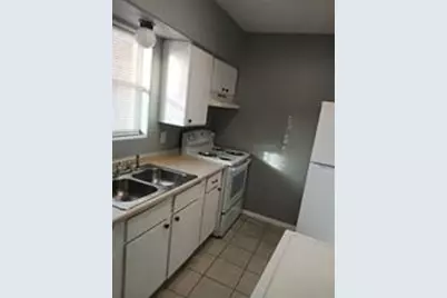 2716 Truxillo Street #upstair, Houston, TX 77004 - Photo 10