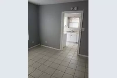 2716 Truxillo Street #upstair, Houston, TX 77004 - Photo 6