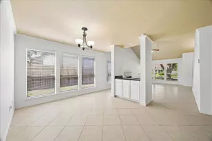 15714 Pipers View Dr, Houston, TX 77598 - Photo 10