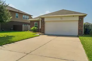 3119 Cambridge Meadows Ln, Dickinson, TX 77539 - Photo 4