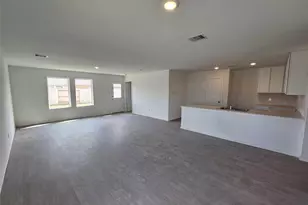 9327 Dazzling Tentacle Dr, Baytown, TX 77521 - Photo 4