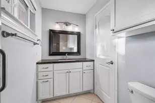 6002 McKnight St, Houston, TX 77035 - Photo 24