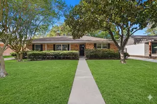 6002 McKnight St, Houston, TX 77035 - Photo 1