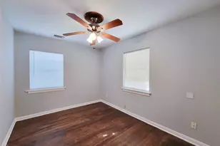 12422 Mylla St, Houston, TX 77015 - Photo 14