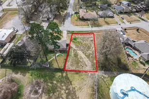 329 Swift Current St, Huffman, TX 77336 - Photo 8