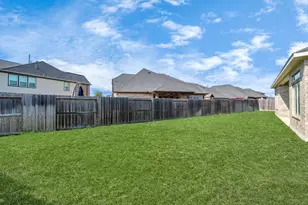 28646 Monarch Cliffs Dr, Fulshear, TX 77494 - Photo 32