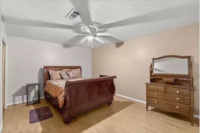 12615 Old River Drive, Mont Belvieu, TX 77523 - Photo 18