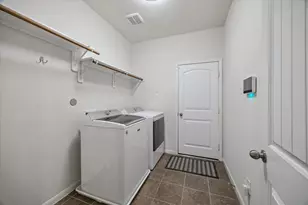 15803 Graham Spring Ln, Houston, TX 77044 - Photo 22