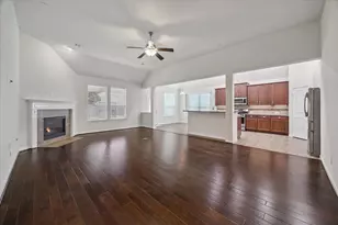 15803 Graham Spring Ln, Houston, TX 77044 - Photo 10
