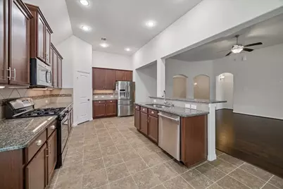 15803 Graham Spring Lane, Houston, TX 77044 - Photo 12