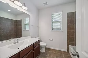 15803 Graham Spring Ln, Houston, TX 77044 - Photo 20