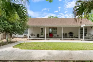 1103 Green Ave, Palacios, TX 77465 - Photo 32