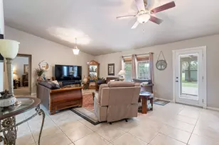1103 Green Ave, Palacios, TX 77465 - Photo 8
