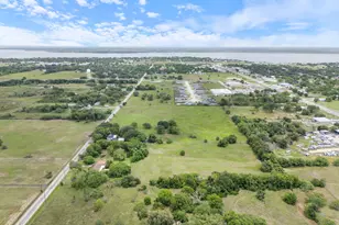 1103 Green Ave, Palacios, TX 77465 - Photo 46
