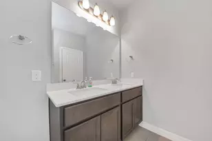 196 Chestnut Meadow Dr, Conroe, TX 77384 - Photo 14