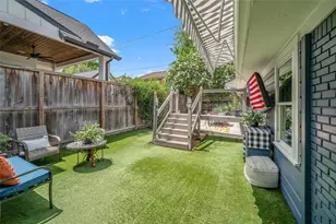 4002 Drummond St, Houston, TX 77025 - Photo 26