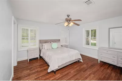4002 Drummond Street, Houston, TX 77025 - Photo 16