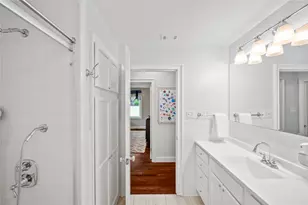 4002 Drummond St, Houston, TX 77025 - Photo 20