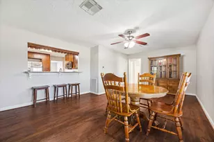 2226 103rd St, Galveston, TX 77554 - Photo 6