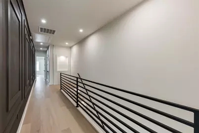 1122 E 27th St #B, Houston, TX 77009 - Photo 20
