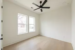 1122 E 27th St, Houston, TX 77009 - Photo 44