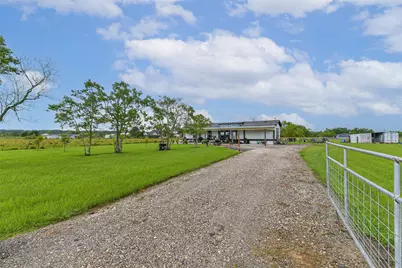 660 County Road 3011, Dayton, TX 77535 - Photo 2