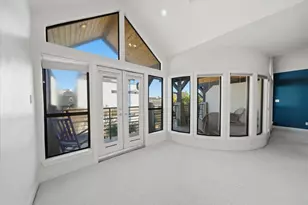 1628 Van Buren St, Houston, TX 77006 - Photo 26