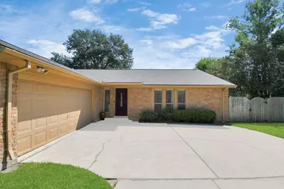 11506 Barwood Bend Drive, Houston, TX 77065 - Photo 36