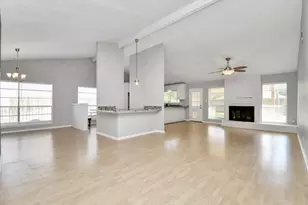 11506 Barwood Bend Dr, Houston, TX 77065 - Photo 8