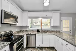 11506 Barwood Bend Dr, Houston, TX 77065 - Photo 14