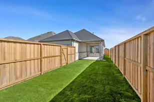 12127 Wild Bnd Dr, Mont Belvieu, TX 77523 - Photo 26