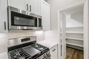 2353 Hoskins Dr, Houston, TX 77080 - Photo 12