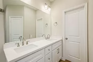 2353 Hoskins Dr, Houston, TX 77080 - Photo 28